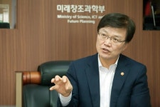 최양희 미래부 장관, KC코트렐 안성 공장 방문...기술개발 현황 및 애로사항 청취