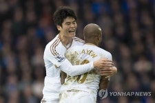 ‘기성용 첫 풀타임’ 스완지, ‘우승후보’ 첼시와 2-2 무승부