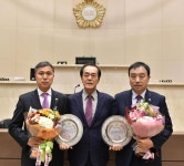 용인시의회 신현수·이건한 의원, 자랑스런 의원상 수상