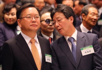 민주당 경선 룰 논의 속 내부 갈등, 민심 뭇매... 완전국민경선 요구 vs. 반대 입장 혼전