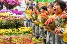 농협유통, 새봄맞이 봄꽃 대축제…“엄마! 봄꽃 사러 하나로마트 가요”