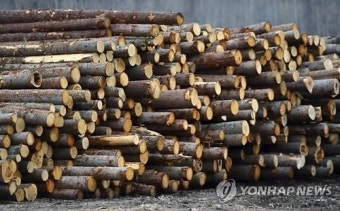 美-캐나다 관세 둘러싼 갈등 고조..트럼프발 무역전쟁의 서막?