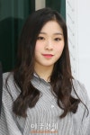 [AJU PHOTO] 드림캐쳐 가현, 언니들 투표하는거 응원하러 왔어요~
