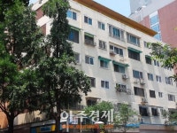 (아주동영상)[르포] 강경화 외교장관 위장전입 논란 ‘정동아파트’ 가보니