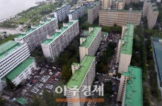 올 상반기 주택 매매거래량, 전년 대비 2.1%↓…강남4구는 오히려 늘어