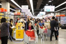 [몰랐던 유통이야기 ‘리테일디테일’㊶] 대형마트 상품진열 ‘명당’, 따로 있나요?