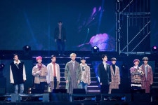 [AJU★종합] 자작돌로 자리굳힌 펜타곤, 전 곡 직접 만든 자신감, 도약의 디딤돌될까? 