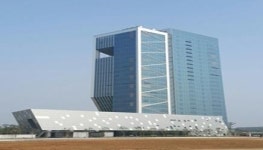 인천로봇랜드 핵심 앵커, 로봇타워 개소