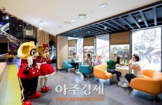 휴게실이야, 테마파크야? 롯데월드, 로티하우스 오픈 