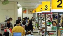 이마트 계산대 여직원 ‘돌연사’ 진실은?…노조 VS 회사 ‘엇갈린 주장’  