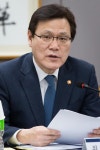최종구 위원장 은행권 한국GM 협력업체 도와달라 