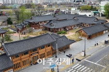수원시, 전통한옥 가로형상가 ‘장안사랑채’ 개장 