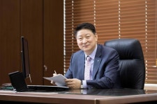 [CEO칼럼] 직원이 행복한 회사 