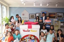 롯데면세점, 한여름 산타클로스 되어 ‘깜짝 선물’ 