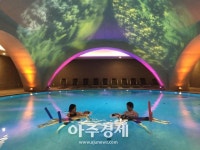 [기수정의 여행 in]폭염 지나간 제주,감수굴 밭담길 거닐며 여름과 안녕 