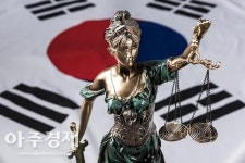 [사법권력 김앤장] ‘정의보다 돈’…약자의 눈물로 ‘무소불위’ 로펌 1위 