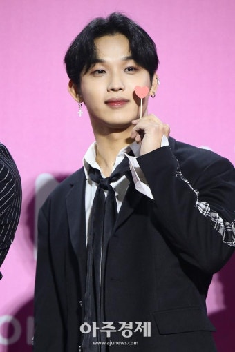 [포토] 2018 멜론뮤직어워드 참석한 비투비 임현식 (2018 MMA)