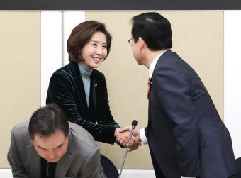 한국당 원내대표 경선, ‘나경원 vs 김학용’ 2파전으로…유기준·김영우 ‘불출마’(종합)