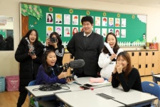 꼬마TV(유튜브 채널) 운영하는 인천 송천초 박경현 교사 화제  