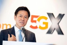 [CES 2019] 박정호 SK텔레콤 사장 삼성 폴더블폰 만족...韓서 5G로 최초 출시하자고 제안” 