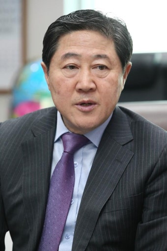 유기준 “김정은, 66시간 열차 이동...시대착오적 행동”