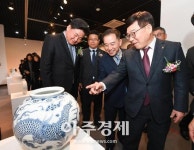 경기 광주시 백토로 만든 도자기 작품 전시회 개최  