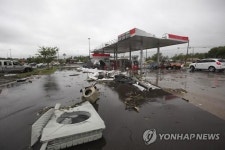 [글로벌포토]美 토네이도에 3명 사망 20여 명 부상  