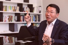 [아주초대석] 상품 설계부터 영업방식까지 보험산업 패러다임 바뀐다 