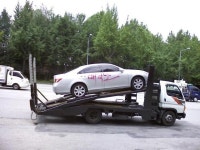 [온라인 핫이슈] 김치 싸대기 맞은 렉서스…반일감정에 일본차 주인 벌벌 