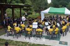 금산군, 남일초등학교 작은음악회 열려 