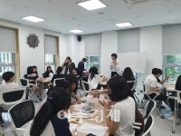 안양시 비산3동, 천연 모기퇴치제 독거노인 가정 전달  