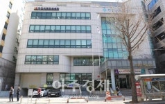 안양시, 홀몬노인 초대해 사랑방 영화관 운영