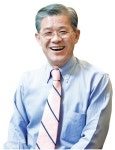 최신원 매직 통했다...SK네트웍스, 인수·매각 줄줄이 성공