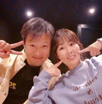 [#SNS] '월드부부' 정형석박지윤 '겨울왕국2' 기다리는 이유?#철파엠