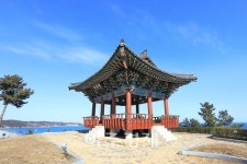 [기수정의 여행 in] 울진 관동팔경길 25km…망양정·월송정 저넘어 바다는 사색에 잠기고