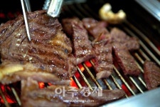 [기수정의 여행미학] 나들이 대신 내고장 음식으로 면역력 키우자