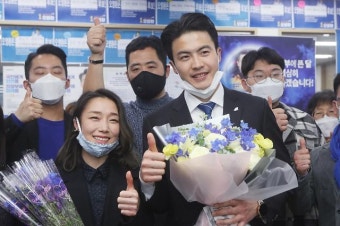 [포토] 오영환, '소방관에서 국회의원으로'