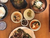생방송 오늘저녁 수육두부전골 계룡산산두부집 위치는?