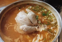 2TV 생생정보 8000원 닭칼국수 육해공생칼국수본점 위치는?