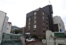 [코로나19] 서울 왕성교회發 확진자 21명...초등학교 강사·구청 직원도 확진