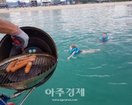 강릉항에서 김선장이 조종하는 ’세일링 요트’ 타고 강릉 바다 매력에 빠져보자