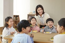 유치원·어린이집·산후조리원, 한 곳에서 비교하세요