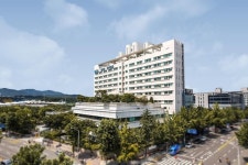 ‘신생아 낙상사고 은폐’ 의사들 2심도 실형…성광의료재단 벌금형