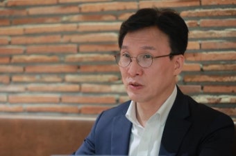 [아주초대석] 김민석 “바이오·헬스 잠재력, IT 능가...범정부기구로 3대 수출품에 편입”