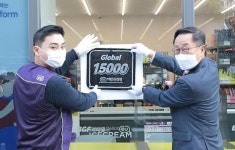 몽골 편의점 1등하더니…CU 30년만에 1만5000점 돌파