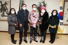 정장선 평택시장, 서정동 점촌 주민들로부터 ‘감사패’ 전달 받아
