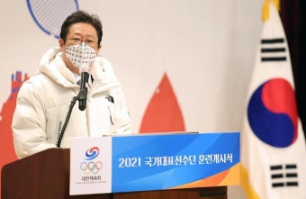 황희 문체부 장관, 국가대표 선수단 격려…
