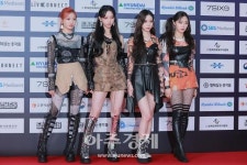 [포토] 2021 드림콘서트 참석하는 에스파