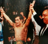 복싱 챔피언 장정구, 검찰 송치..택시기사 폭행 혐의