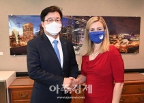 케이씨엠코퍼레이션수원지점 | 염태영 수원시장, “KACCOC의 지원은 수원시 기업의 미국 진출에 큰 힘 될 것”